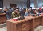 Tujuh Parpol Tak Bisa Bentuk Fraksi Sendiri