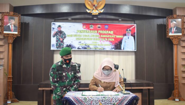 Bupati Tegal Buka Kegiatan TMMD Sengkuyung Tahap III Desa Tegalandong