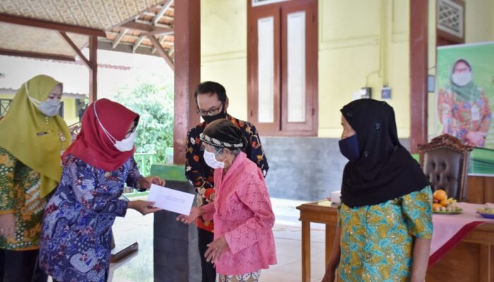 Alhamdulillah, 665 Lansia di Kabupaten Tegal Terima Bansos selama Setahun