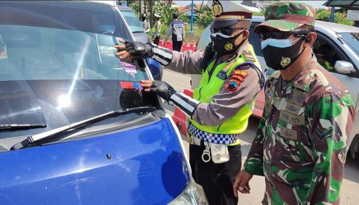 Polres Kota Tegal Putar Balik Puluhan Kendaraan di Pos Penyekatan