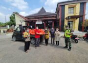 Klenteng Hok Ie Kiong Slawi Bagikan 1000 Paket Sembako untuk Warga Terdampak PPKM