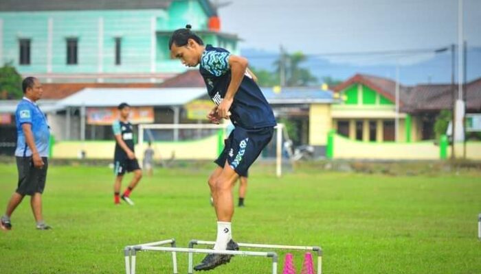 Oktober, Slawi United FC Berlaga di Liga III