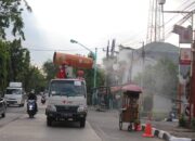 PMI Brebes Lakukan Penyemprotan Disinfektan di Sejumlah Fasilitas Umum