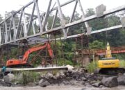 Waduh! Rangka Dasar Jembatan Plompong Brebes Turun 25 Centimeter