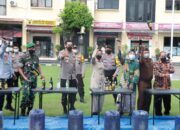 Jelang Tahun Baru 2022, Polres Brebes Musnahkan 6.000 Botol Miras