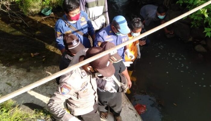 Warga Paguyangan Brebes Digegerkan dengan Penemuan Jasad Bayi yang Terbungkus Plastik di Sungai