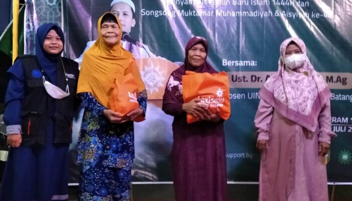 Songsong Muktamar Muhammadiyah ke-48, PCM Talang 2 Gelar Tabligh Akbar dan Pemberian Bantuan