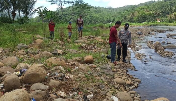 Seorang Warga Ditemukan Tewas di Aliran Sungai Cigunung Salem Brebes