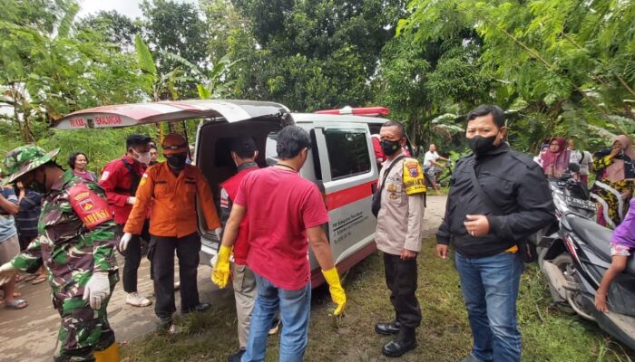 Warga Pekalongan Digegerkan dengan Penemuan Mayat Tanpa Identitas Dibawah Jembatan Glodak Siwalan