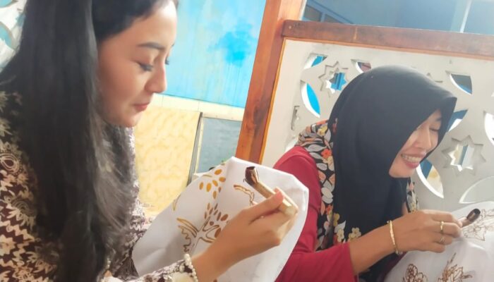 Rajin Turun Lapangan, Shintya Sandra Kusuma Akan Maju Jadi Caleg DPR RI di Pemilu 2024