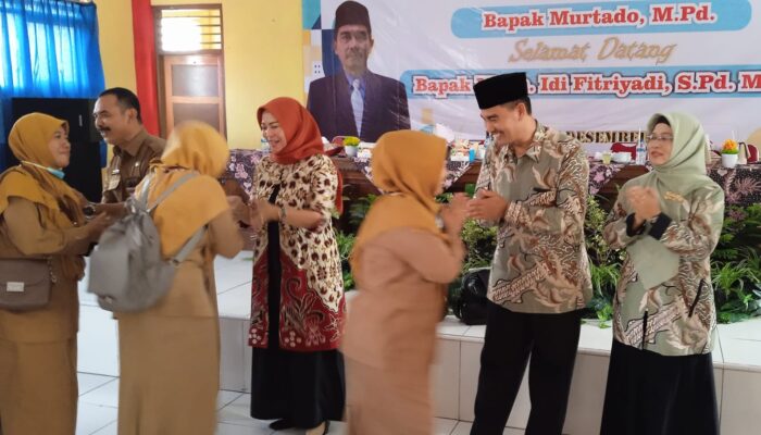 Jabat Kepala SMP Negeri 2 Brebes, Idy Fitriyadi Diminta Jaga Marwah Sekolah