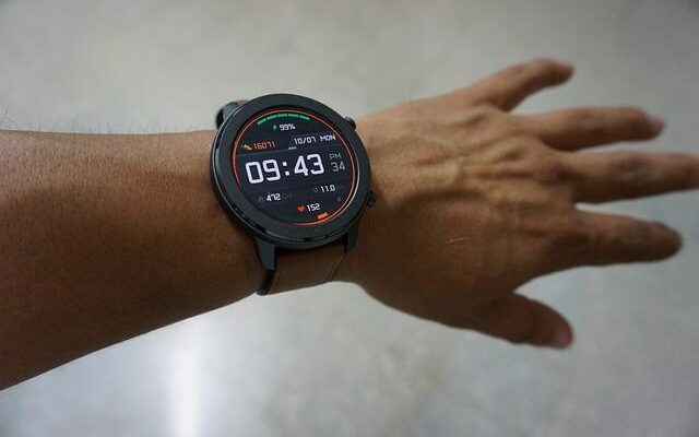 Cek Inilah Fungsi Smartwatch Huawei Watch Buds