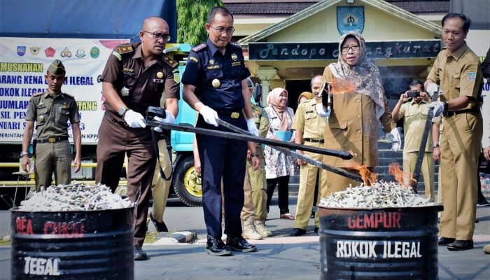 Sebanyak 2,7 Juta Batang Rokok Ilegal Dimusnahkan Bea Cukai Tegal