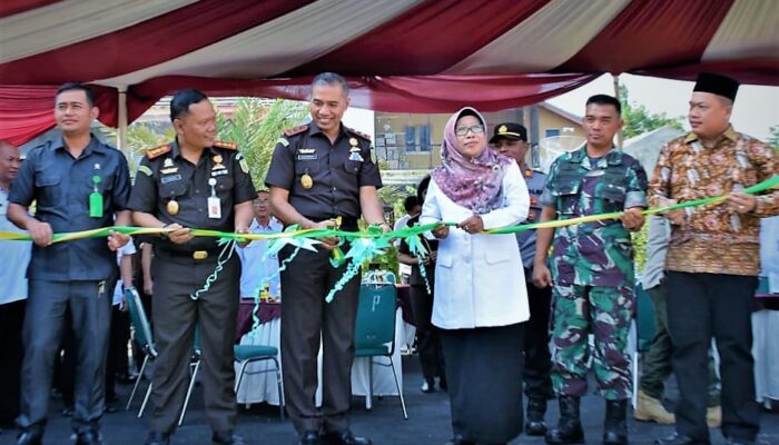 Resmikan Rumah Dinas Kejaksaan Negeri, Kajati Jateng Apresiasi Bantuan Bupati Tegal