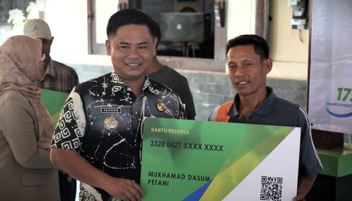 8.146 Petani dan Nelayan di Kabupaten Tegal Terima Bantuan Perlindungan BPJS Ketenagakerjaan