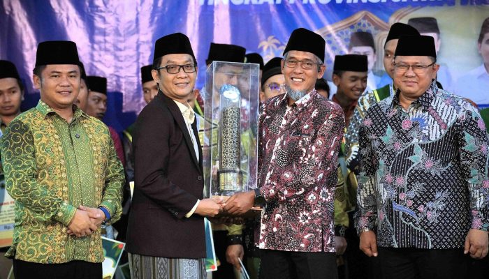 Kota Semarang Raih Juara Umum MTQH Jateng 2025