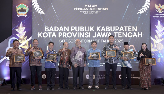 Pemerintah Kabupaten Tegal Raih Predikat Informatif pada KIP Award Provinsi Jawa Tengah 2025