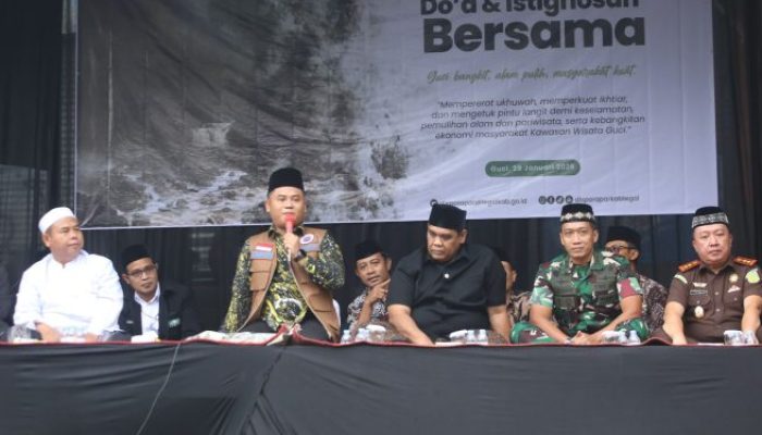 Pascabencana Banjir, Warga Guci Gelar Istigasah dan Doa Bersama