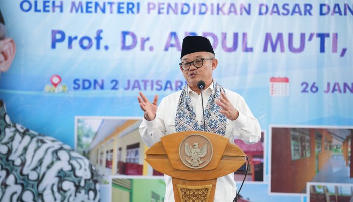 Mendikdasmen Resmikan Revitalisasi 61 Sekolah di Kebumen: Wujudkan Ruang Belajar Aman dan Nyaman