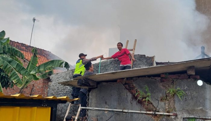 Dapur Rumah Warga Bojong Ludes Terbakar Saat Ditinggal Melayat, Kerugian Rp 100 Juta