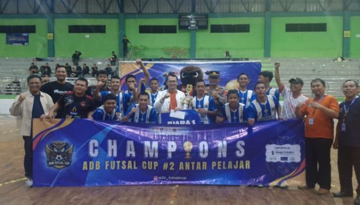 Sekda Kabupaten Tegal Tutup Turnamen Futsal ADB Cup II SMKN 1 Adiwerna