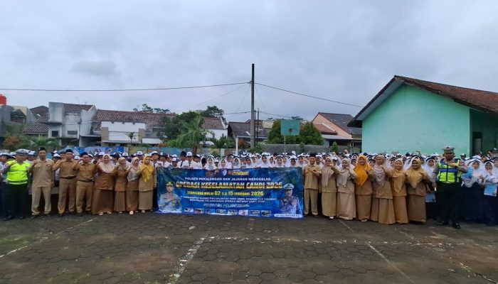 Langkah Preventif Ops Keselamatan Candi 2026, Satlantas Polres Pekalongan Bina Ratusan Siswa SMP NU Kajen
