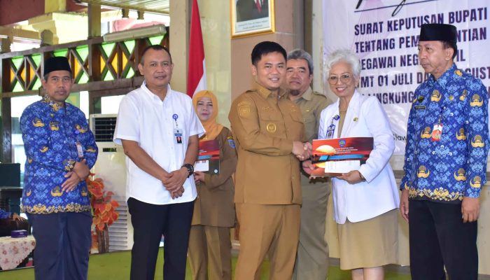 90 PNS Pensiun, Bupati Tegal Apresiasi Pengabdian dan Pastikan Hak Terpenuhi