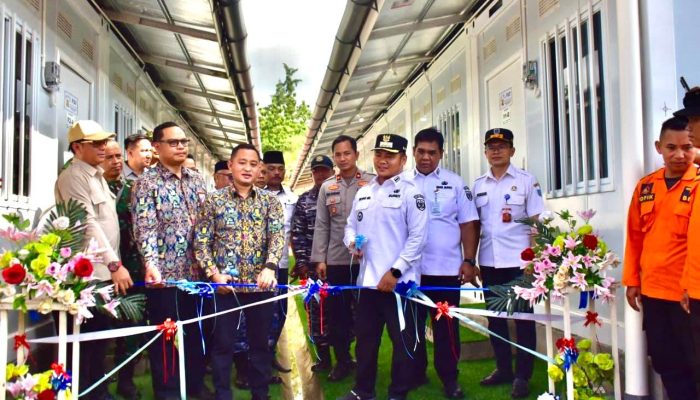 353 Huntara Diserahkan, Bupati Tegal Dorong Percepatan Hunian Tetap bagi Warga Terdampak
