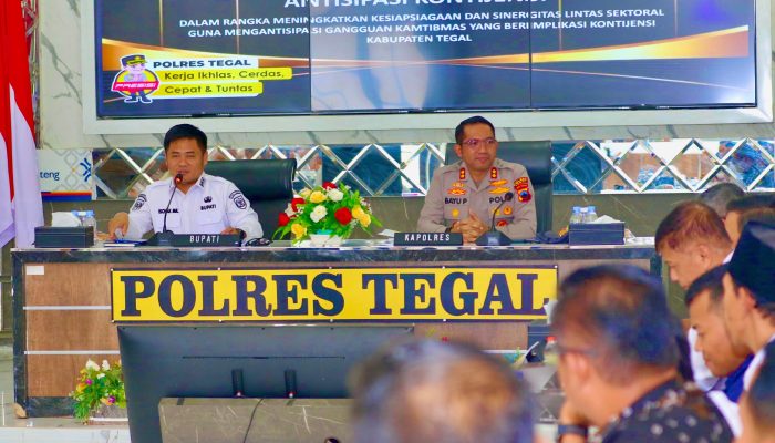 Jelang May Day, Bupati Tegal Tekankan Pengamanan Humanis untuk Jaga Iklim Investasi