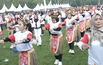 Semarak Slawi Ageng Expo, Ribuan Peserta Antusias Ikuti Senam Bersama