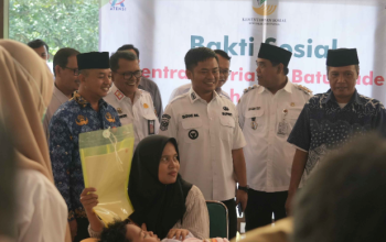 Ratusan Warga Kabupaten Tegal Terima Bantuan Sosial Rp581 Juta pada Hari Jadi ke-425