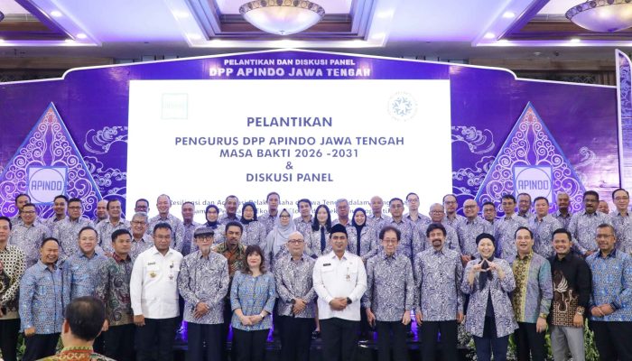 Dukung Penguatan Investasi Jawa Tengah, Bupati Tegal Hadiri Pelantikan Pengurus Baru Apindo