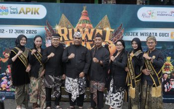 Ruwat Bumi Guci 2026, Wabup Tegal Ajak Masyarakat Perkuat Gotong Royong dan Jaga Kelestarian Lingkungan