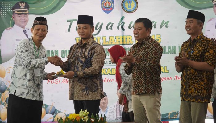 Bupati Tegal Ajak Guru Swasta Perluas Akses Pendidikan Tinggi lewat Program Sadesa