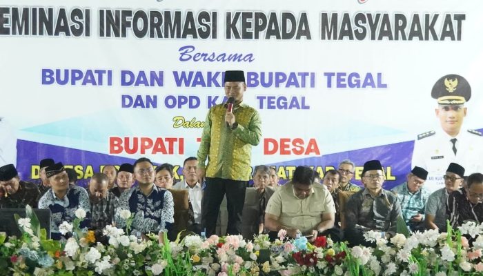 Bupati Tilik Desa di Bongkok, Ratusan Warga Manfaatkan Layanan Kesehatan dan Administrasi
