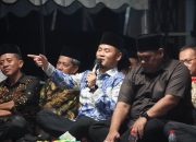 Bupati Tegal Tawarkan Kuliah Gratis dan Asuransi Petani Saat Tilik Desa Sumingkir