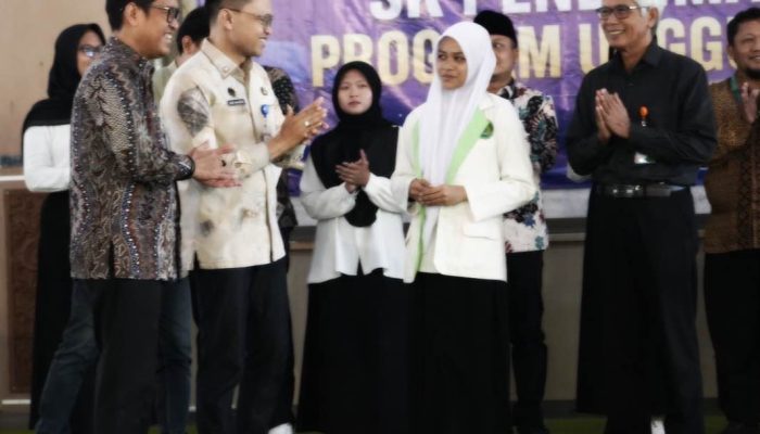 362 Mahasiswa Terima Beasiswa SADESA, Pemkab Tegal Siapkan Generasi Penggerak Desa