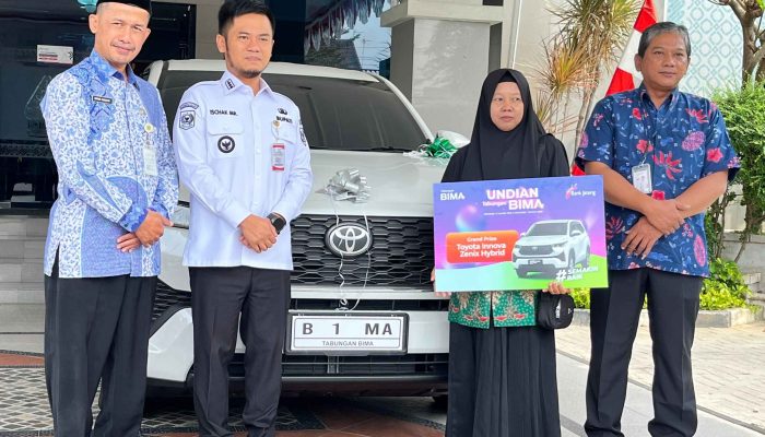 Bupati Ischak Ajak Manfaatkan Perbankan Produktif, Pemkab Tegal Terima Dividen Rp14,3 Miliar dari Bank Jateng