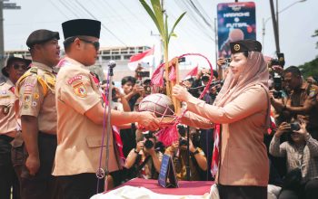 Bupati Ischak Sambut Estafet Tunas Kelapa, Bawa Pesan Ngopeni dan Ngelakoni