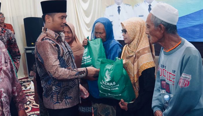 Tilik Desa Pegirikan, Bupati Tegal Anggarkan Rp5,75 Miliar untuk Ruas Banjaran-Balamoa